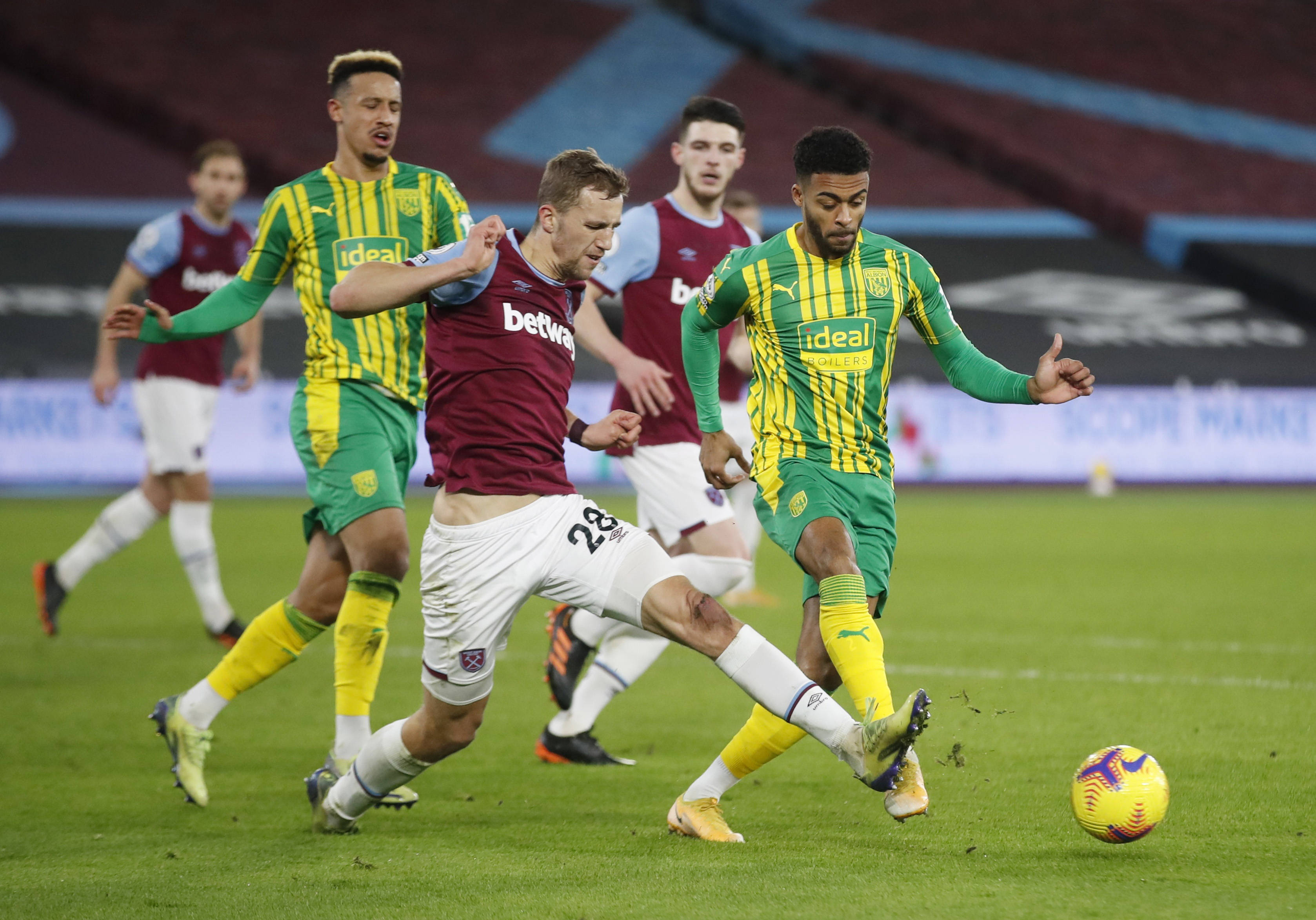 但在俱乐部 但在俱乐部